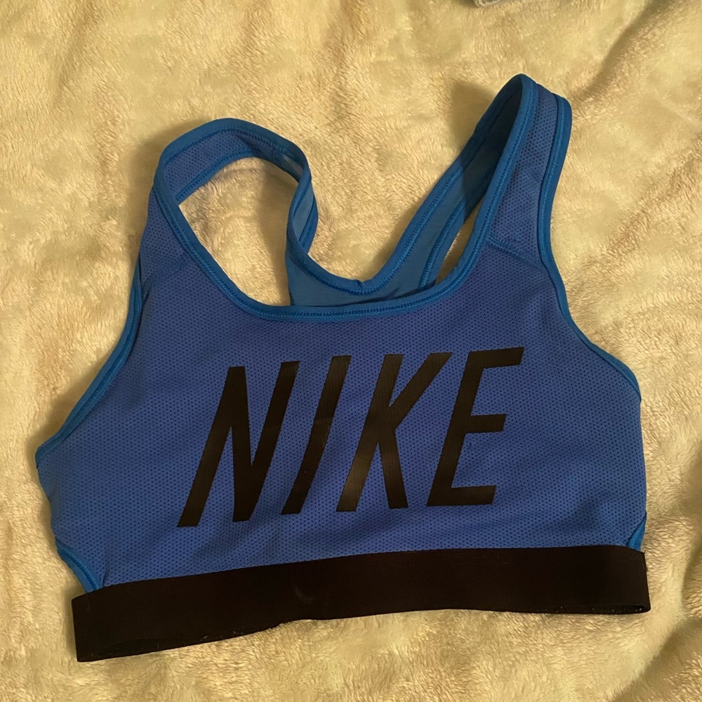 Nike sports bra